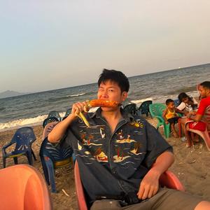 /static/upload/2026/01/04/202601045003.jpeg的头像