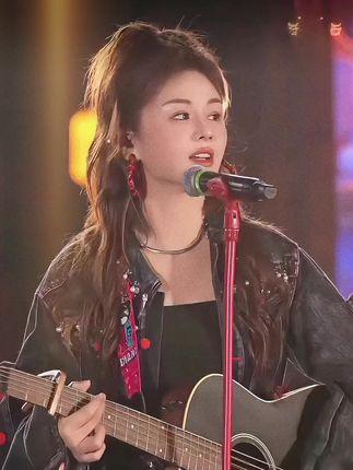 花姐康宁｜大排档走出的唱将